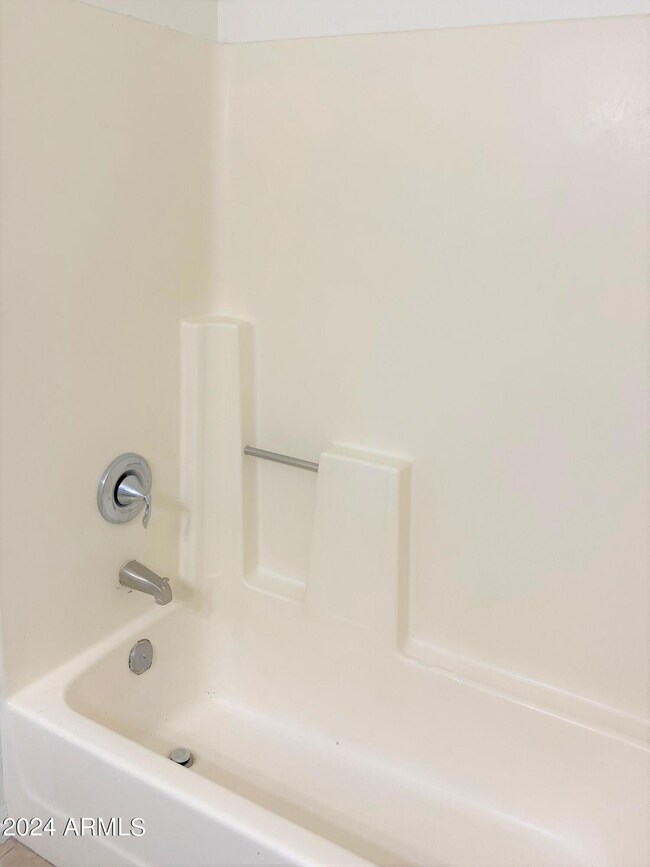 452 S Olive unit 5, Mesa, AZ 85204 - photo 7