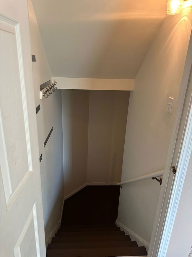 5490 Fox Path Ln, Hoffman Estates, IL 60192 - photo 7