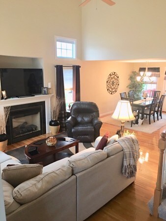 8 Royal Ave, Dracut, MA 01826 - photo 2