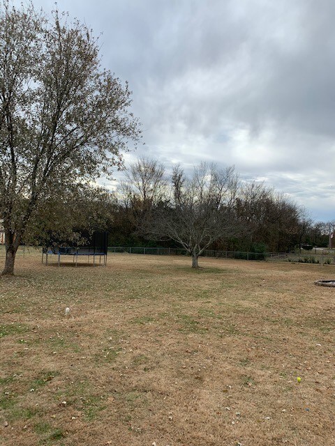 1208 Grenoble Dr, Lebanon, TN 37090 - photo 3