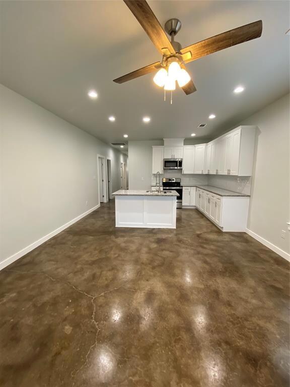 1010 S Rusk Ave, Denison, TX 75020 - photo 2