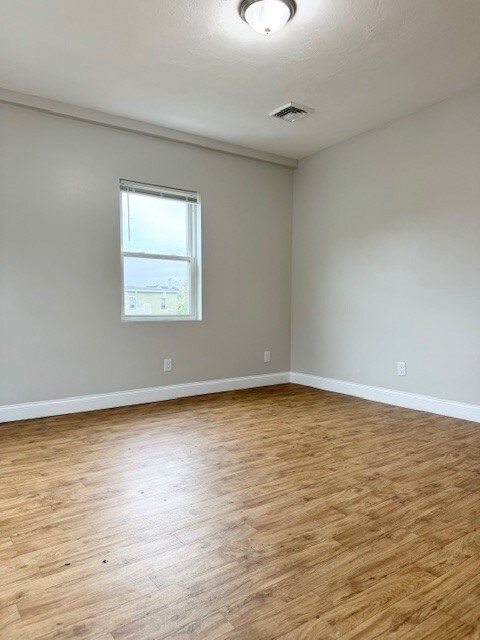 345 Willard Ave, Providence, RI 02907 - photo 3