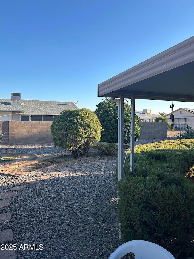 10322 W Signal Butte Cir, Sun City, AZ 85373 - photo 2