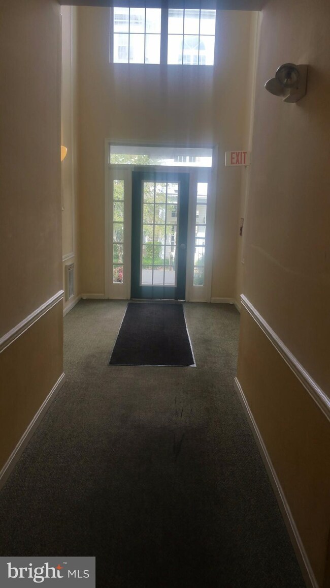 15607 Everglade Ln unit 3, Bowie, MD 20716 - photo 4