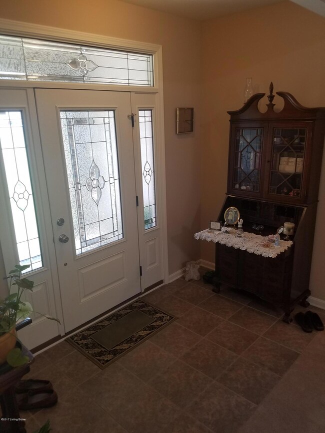 345 Berger Farm Dr, Mount Washington, KY 40047 - photo 2