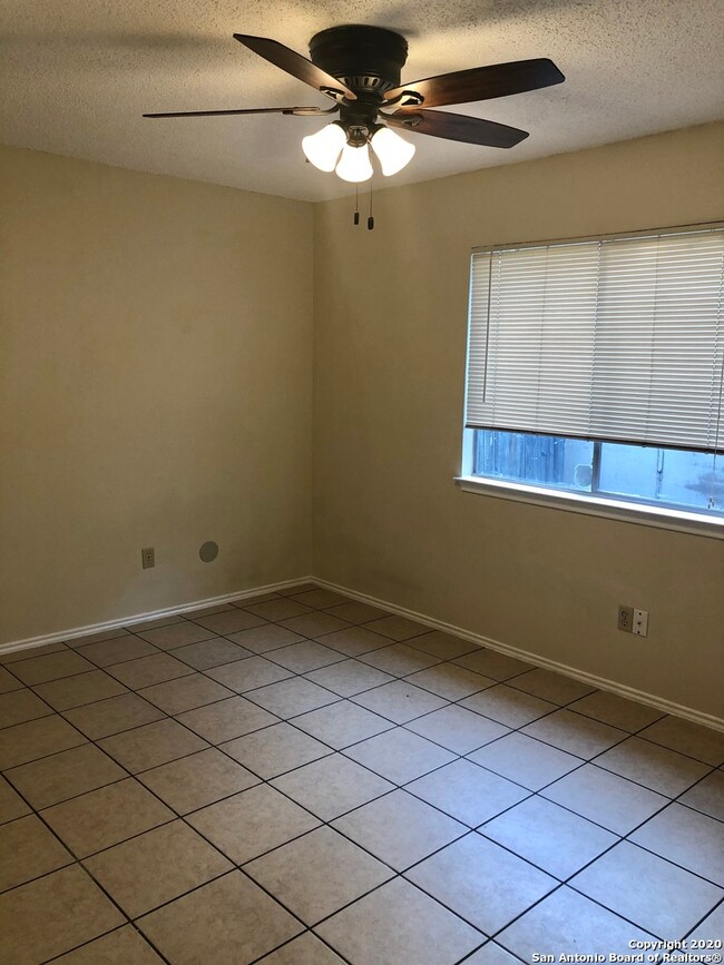 10130 Pebblestone, San Antonio, TX 78250 - photo 6