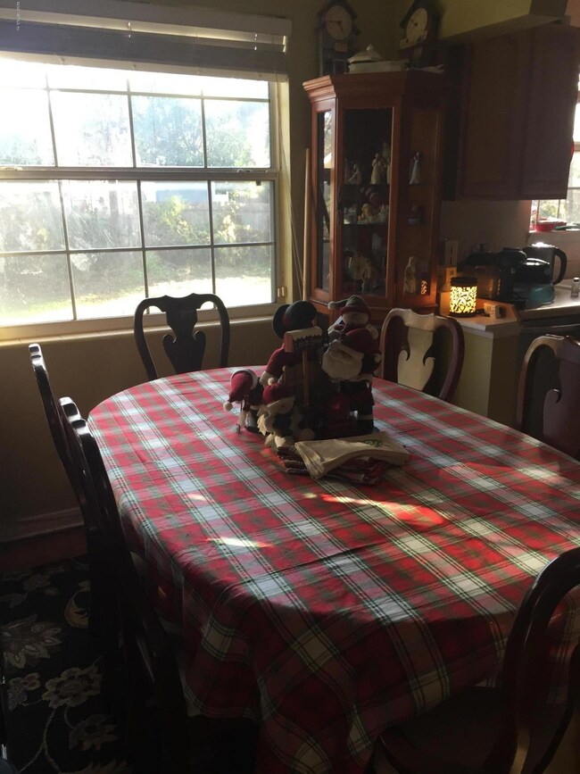 6544 Aires Rd, Jacksonville, FL 32244 - photo 4