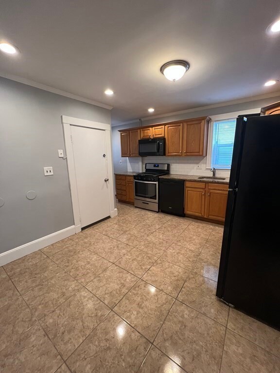 21 Hallowell St unit 1, Mattapan, MA 02126 - photo 3