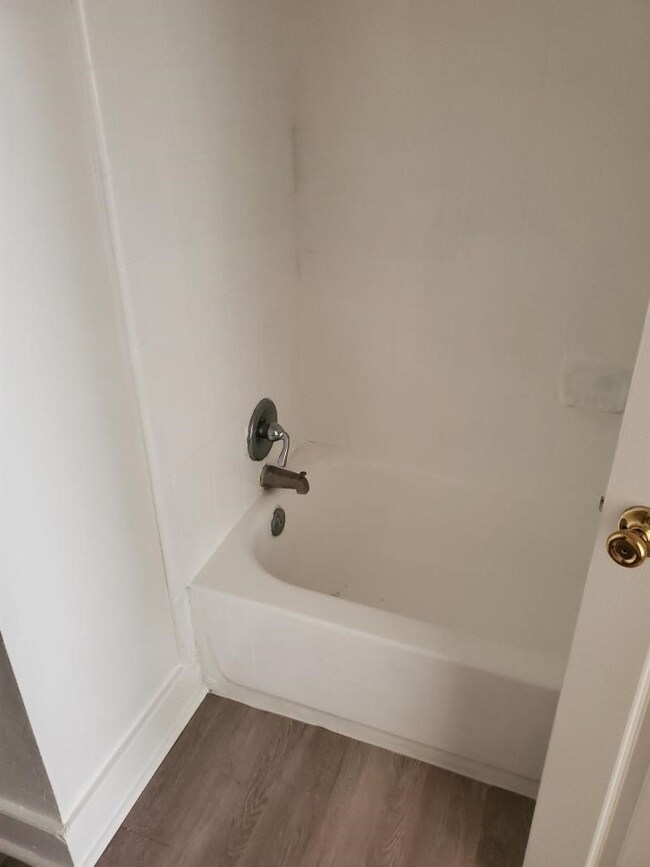 9922 Gloyna St, Houston, TX 77088 - photo 7