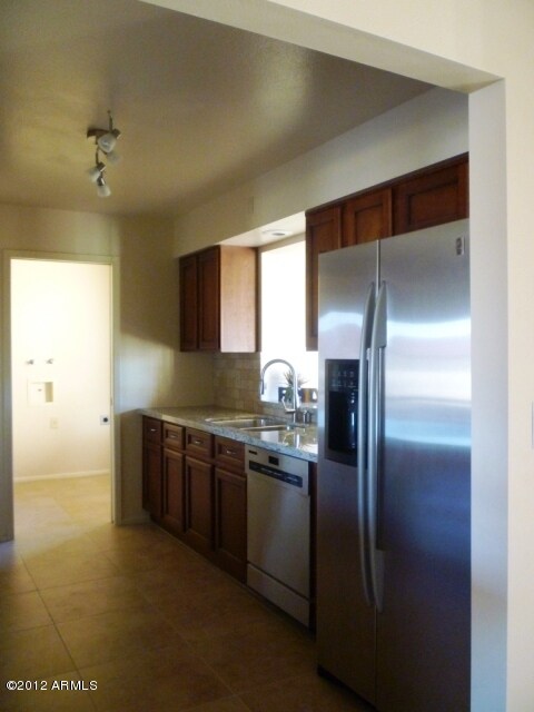 Kitchen - refrig side