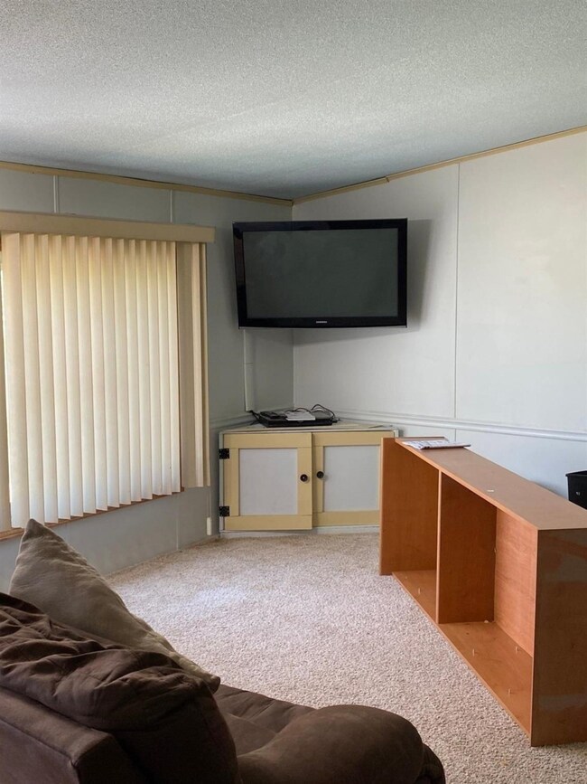 1224 E 500 S, La Porte, IN 46350 - photo 6