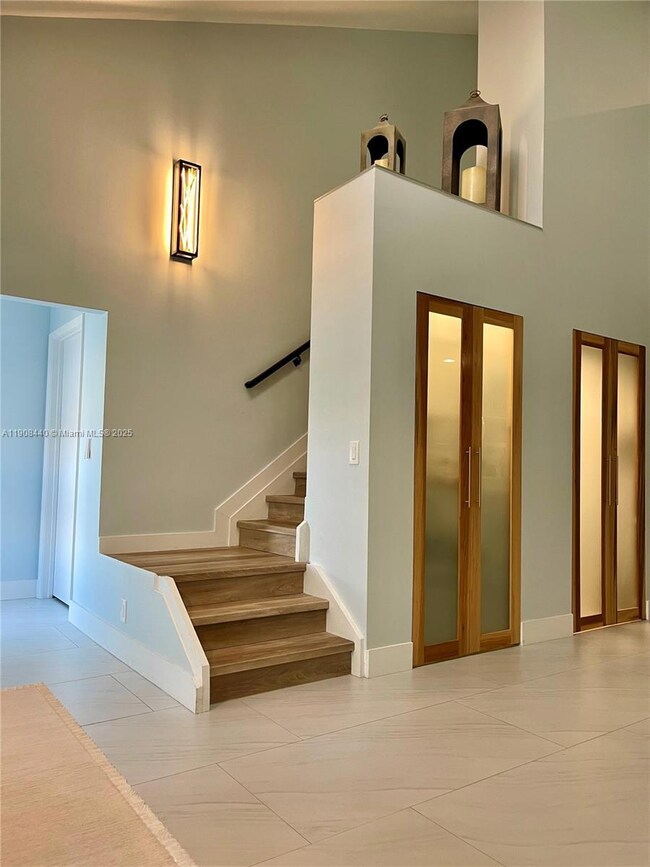 Porcelain Floors, Wide Plank Vinyl Stairs