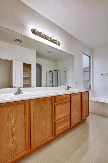 2916 E Hazeltine Way, Chandler, AZ 85249 - photo 6