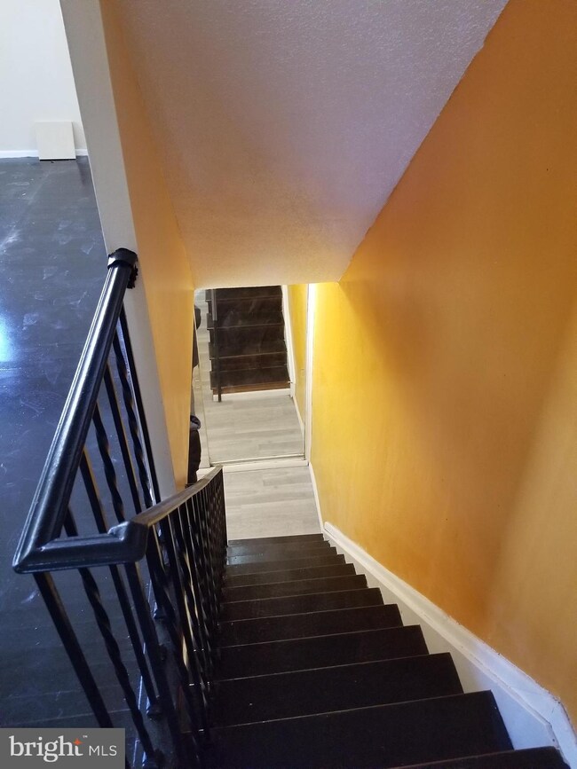 6408 Falkirk Rd, Idlewylde, MD 21239 - photo 5