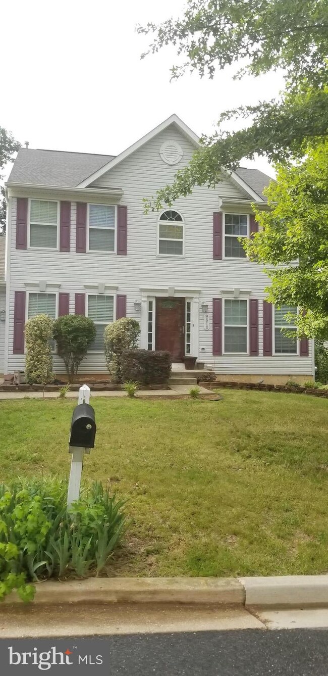 9810 Pheasant Run Ct, Laurel, MD 20708 - photo 2