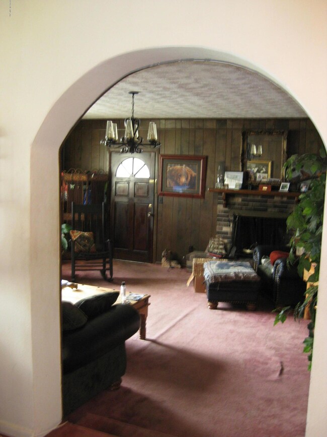 2752 Emily Ln, Jacksonville, FL 32216 - photo 6