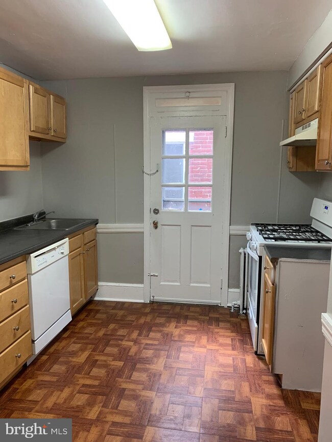 2338 W 18th St unit 2, Wilmington, DE 19806 - photo 6