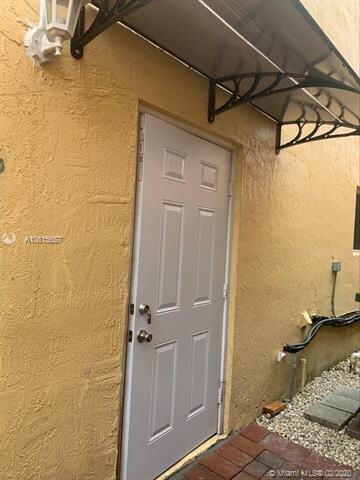 22823 SW 113th Path unit 1, Miami, FL 33170 - photo 3