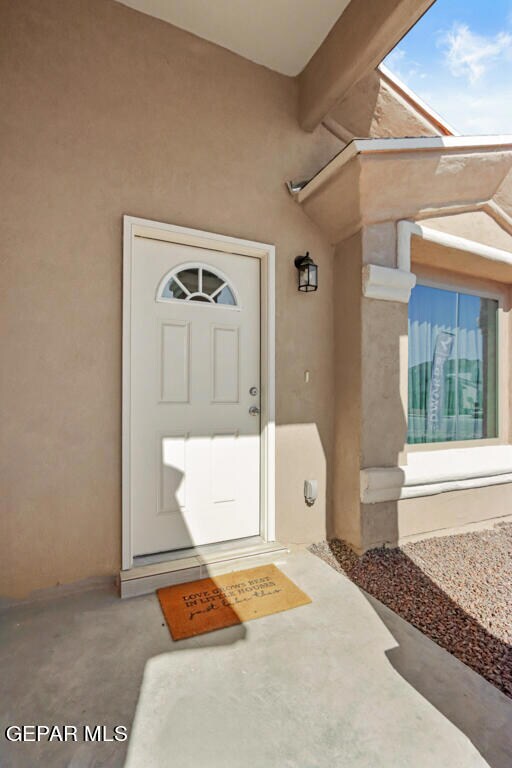 13649 Lago Vista Ave, Horizon City, TX 79928 - photo 2