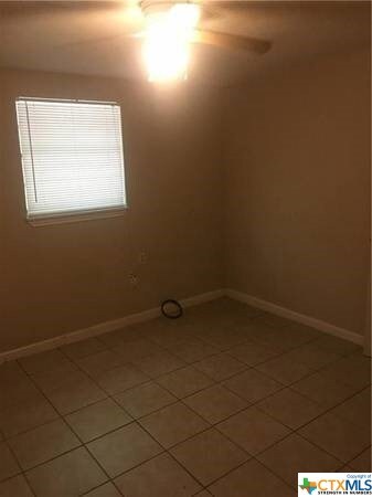 1005 Hackberry St unit B, San Marcos, TX 78666 - photo 5