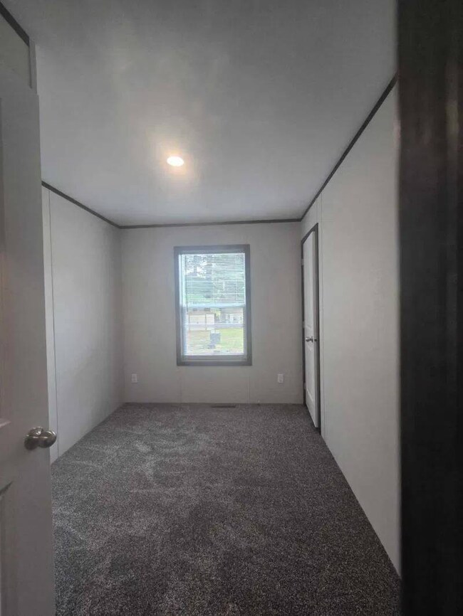 101 Courtney Ln unit 138, Redgranite, WI 54970 - photo 4