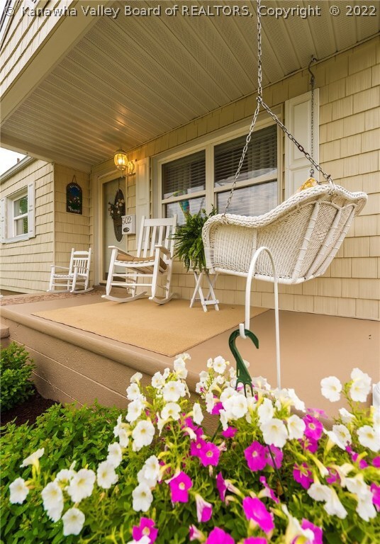 502 24th St, Dunbar, WV 25064 - photo 3