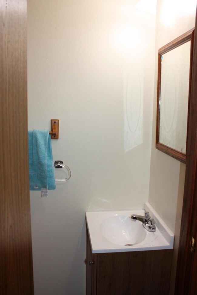 Half Bath of Kitchen