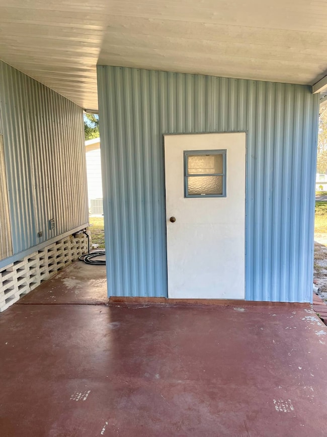 174 Zermatt Dr, Winter Haven, FL 33881 - photo 4