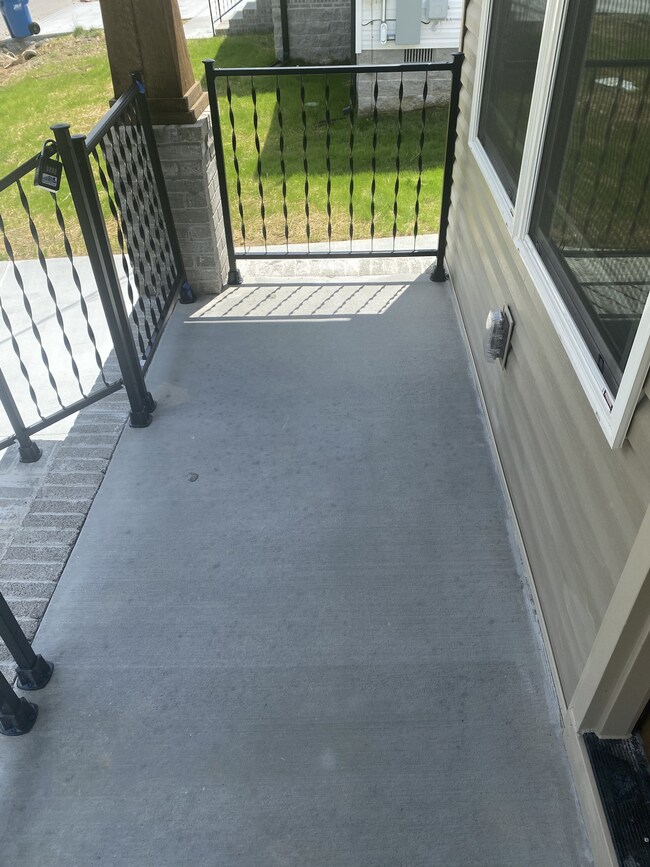 305 W Coffee St, Manchester, TN 37355 - photo 6