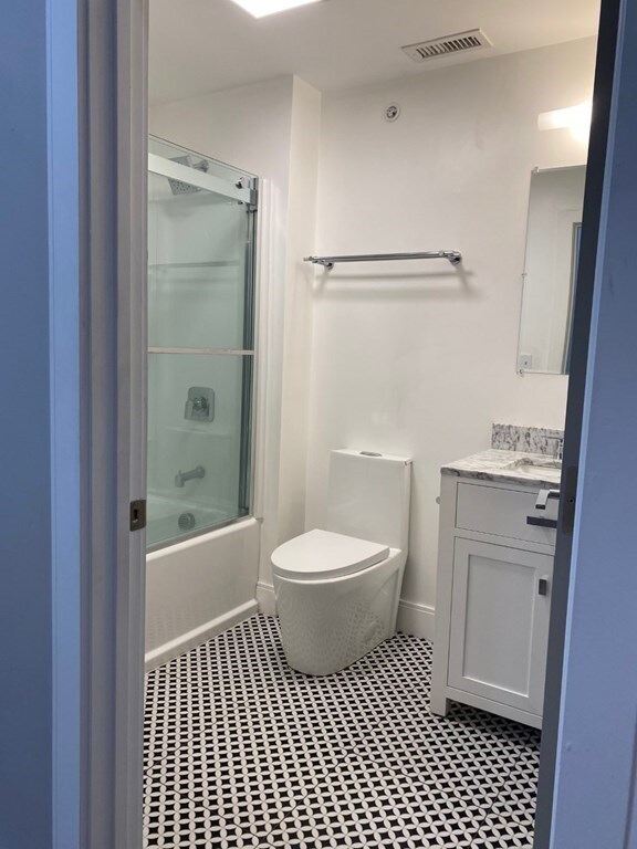 5 Hampshire St unit 204, Methuen, MA 01844 - photo 6