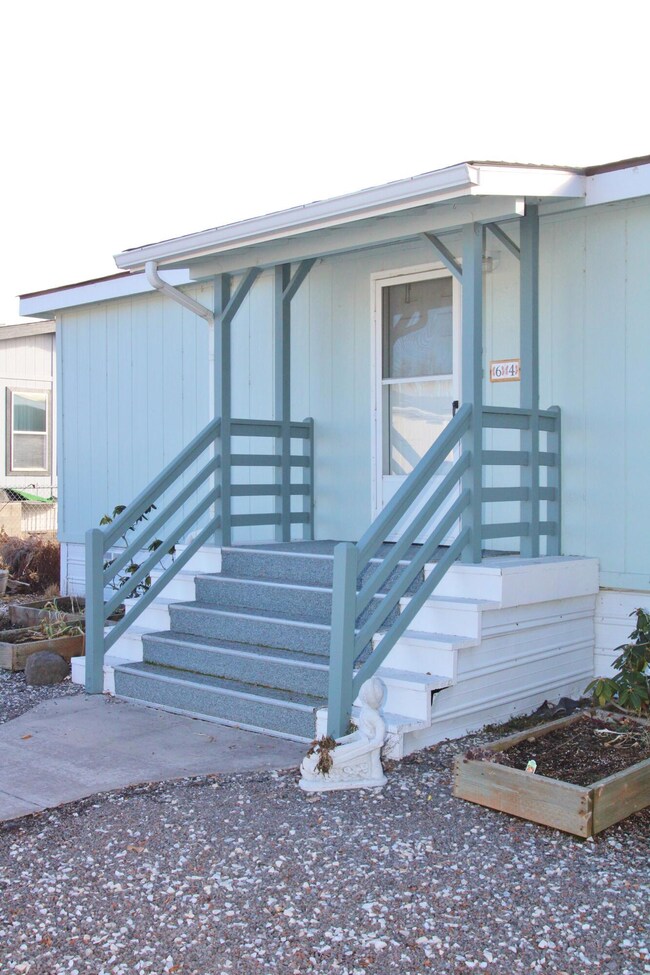 4200 Summers Ln unit 64, Klamath Falls, OR 97603 - photo 4