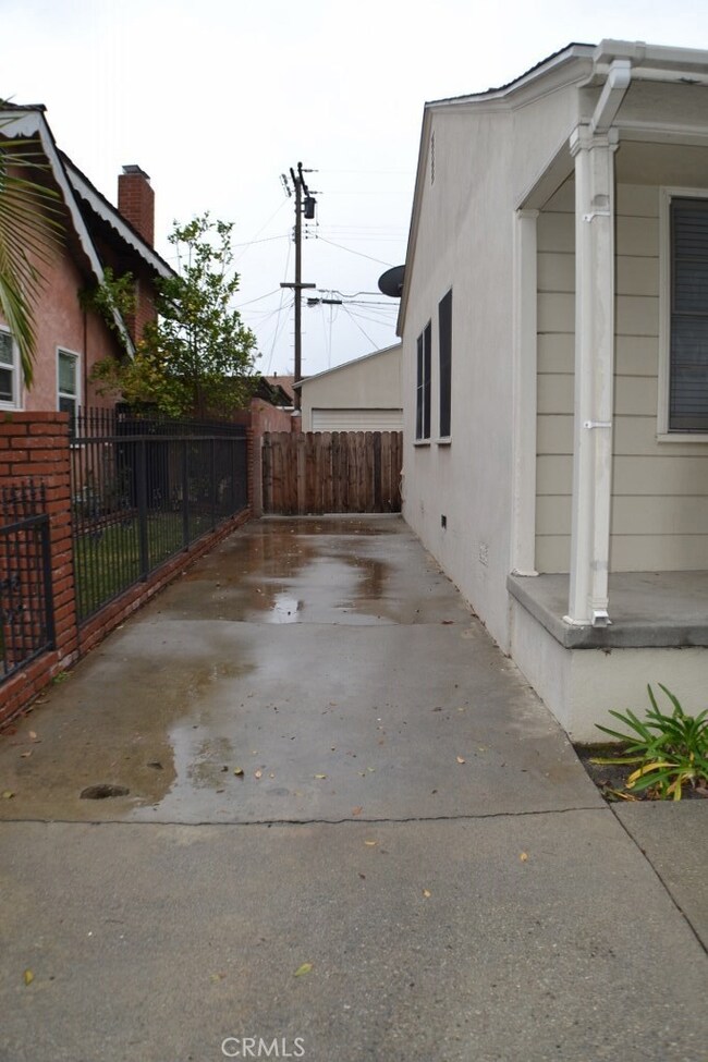 2926 Centralia St, Lakewood, CA 90712 - photo 3