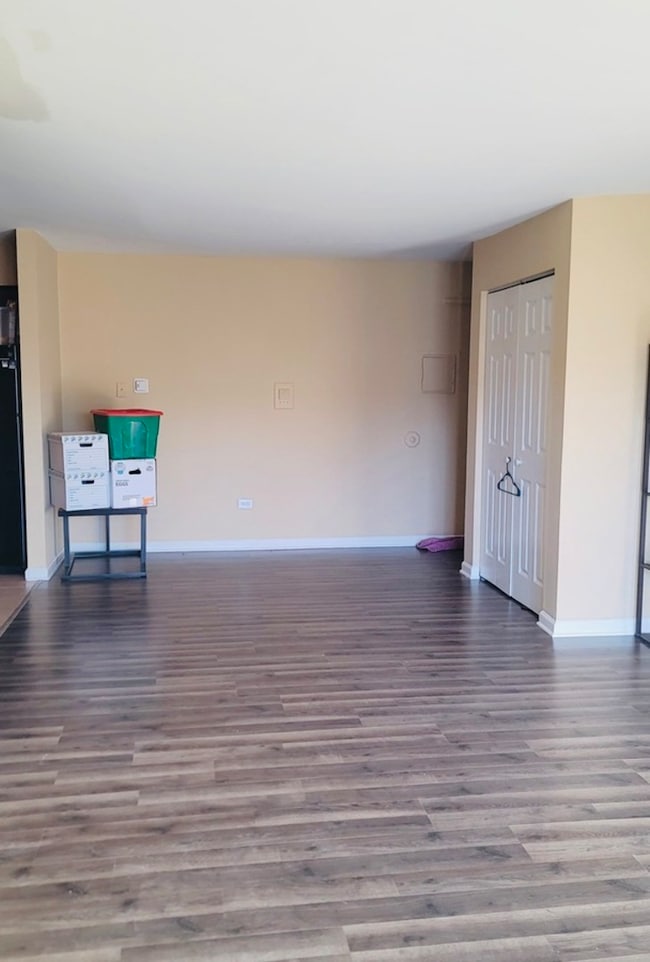 107 W Elk Trail unit 106, Carol Stream, IL 60188 - photo 5