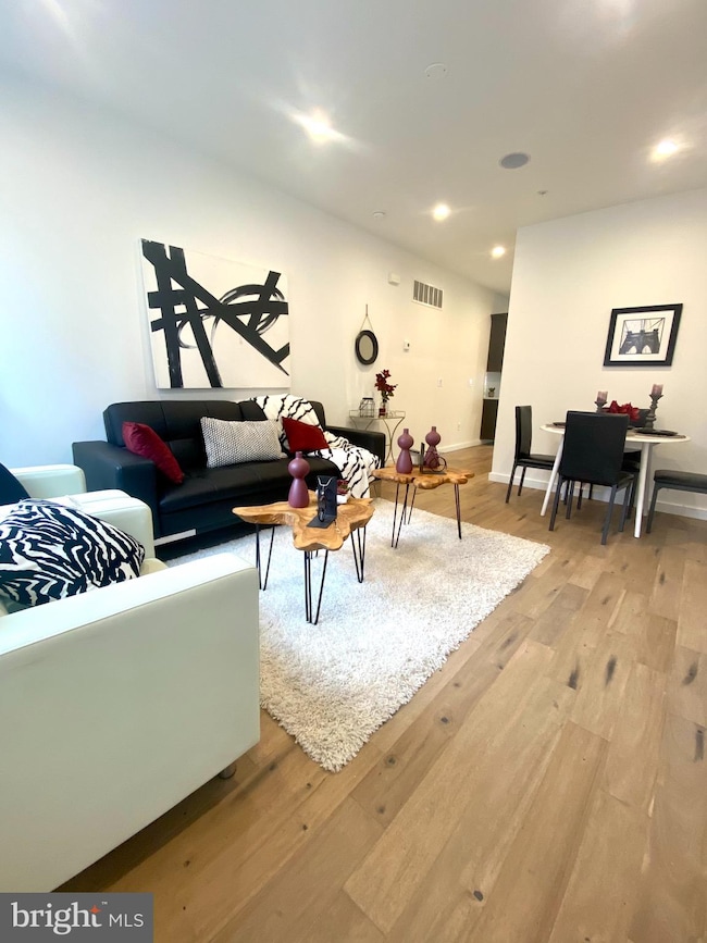 2343 Gerritt St, Philadelphia, PA 19146 - photo 3