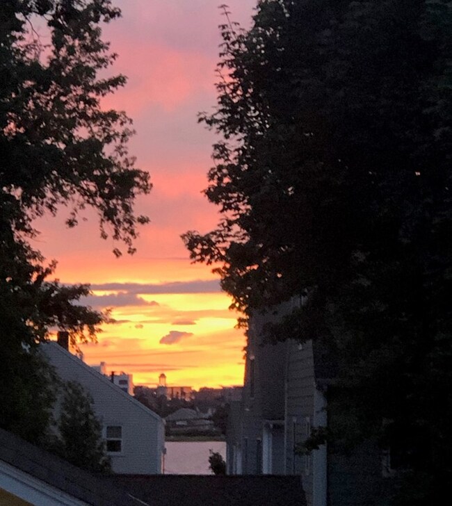 6 Mayflower Rd, Quincy, MA 02171 - photo 3