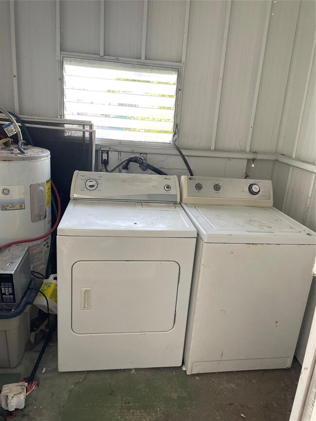 2120 SW 51st Ct, Fort Lauderdale, FL 33312 - photo 7