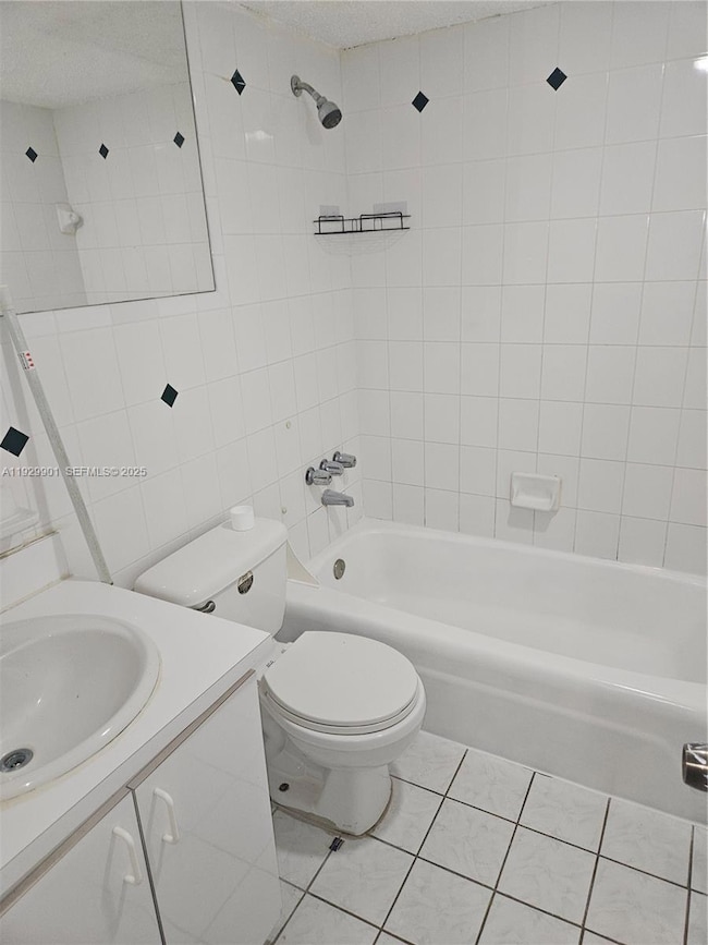 2041 NW 81st Ave unit 411, Pembroke Pines, FL 33024 - photo 6