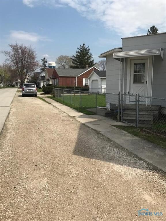 507 Fremont St, Elmore, OH 43416 - photo 3