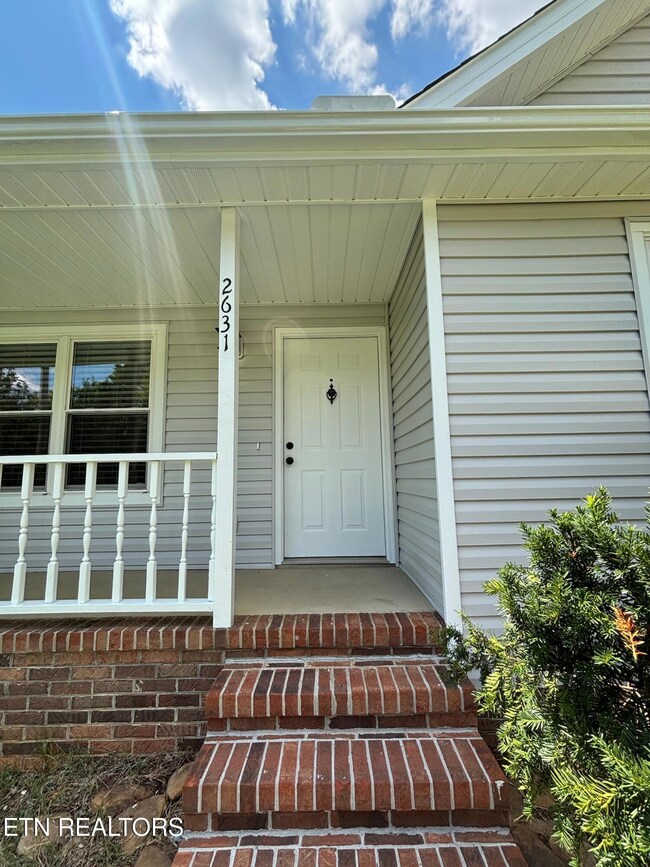 2631 Crestpark Rd unit 1, Knoxville, TN 37912 - photo 7