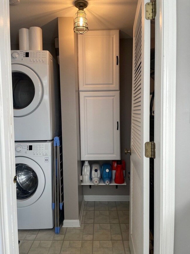 14043 Emerald Ct, Plainfield, IL 60544 - photo 3