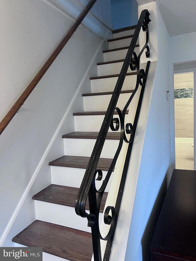 28 E 11th Ave, Runnemede, NJ 08078 - photo 3