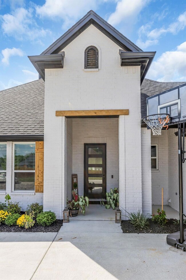 1233 Valley Ridge Dr, Weatherford, TX 76087 - photo 4