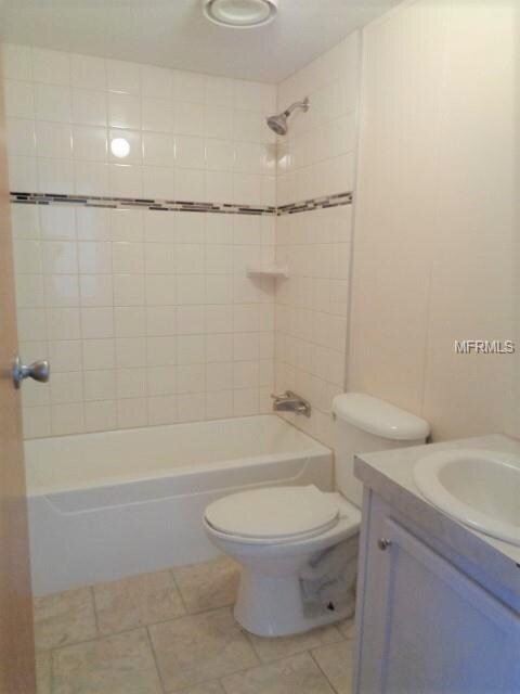 Main bathroom