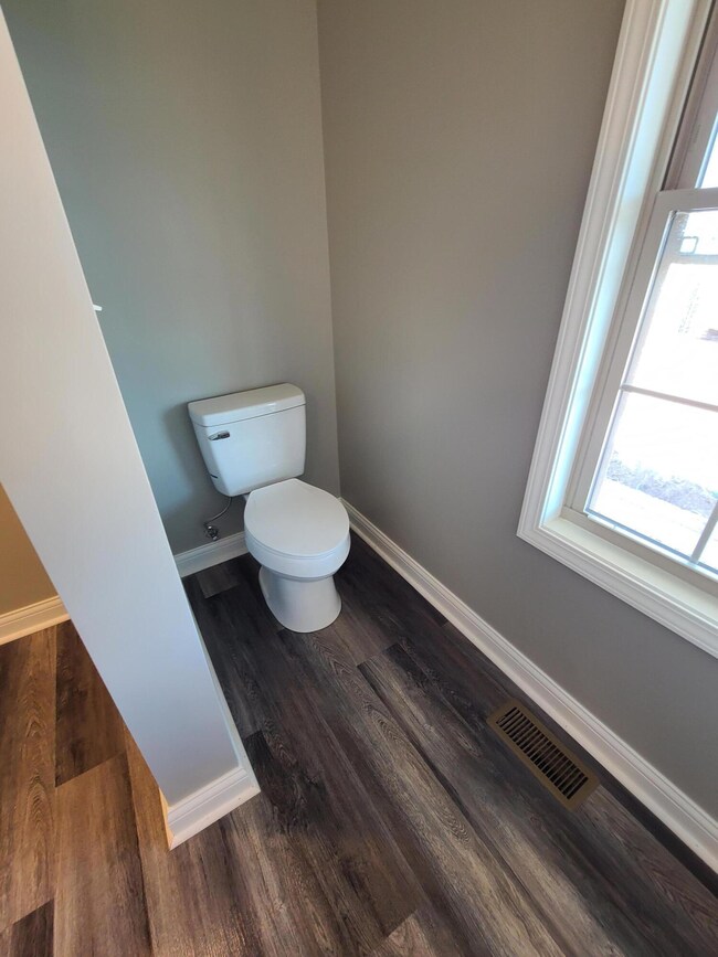 917 Wheatfield Rd unit mer, Harrodsburg, KY 40330 - photo 7