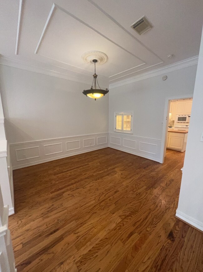 2108 Park St, Houston, TX 77019 - photo 6