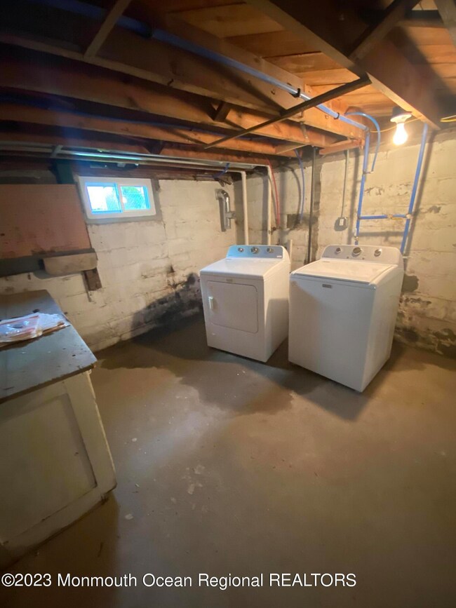 Washer dryer