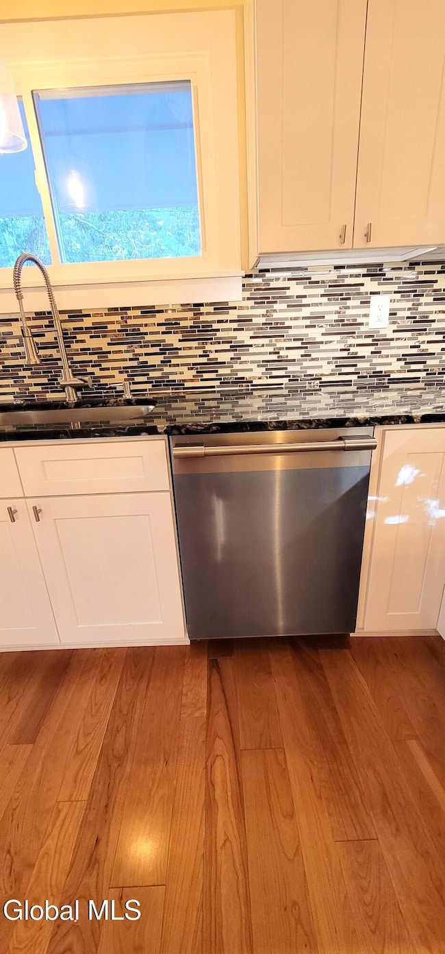 445 Elm Ave, Selkirk, NY 12158 - photo 4