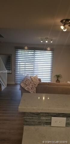 1570 Veracruz Ln unit 3, Weston, FL 33327 - photo 4