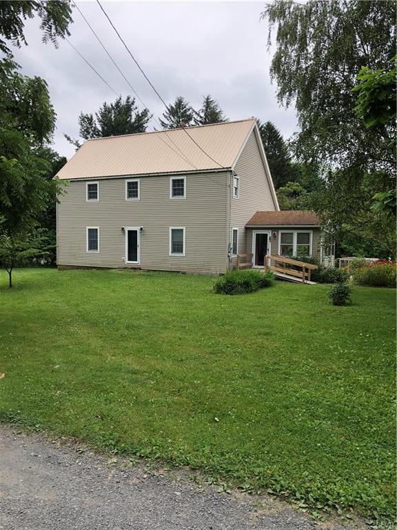 241 Middletown Rd, Pen Argyl, PA 18072 - photo 2
