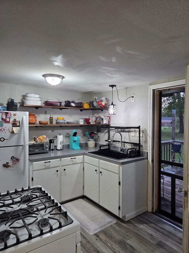 709 Mulberry St, Diboll, TX 75941 - photo 7